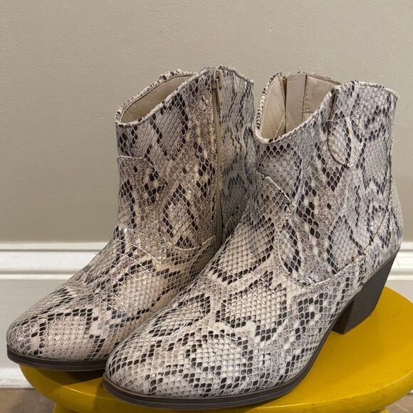 Snakeskin Ankle Boots SO size 10 - Picture 1 of 6